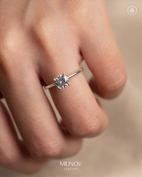 Anillo solitario Milinov Jewelry